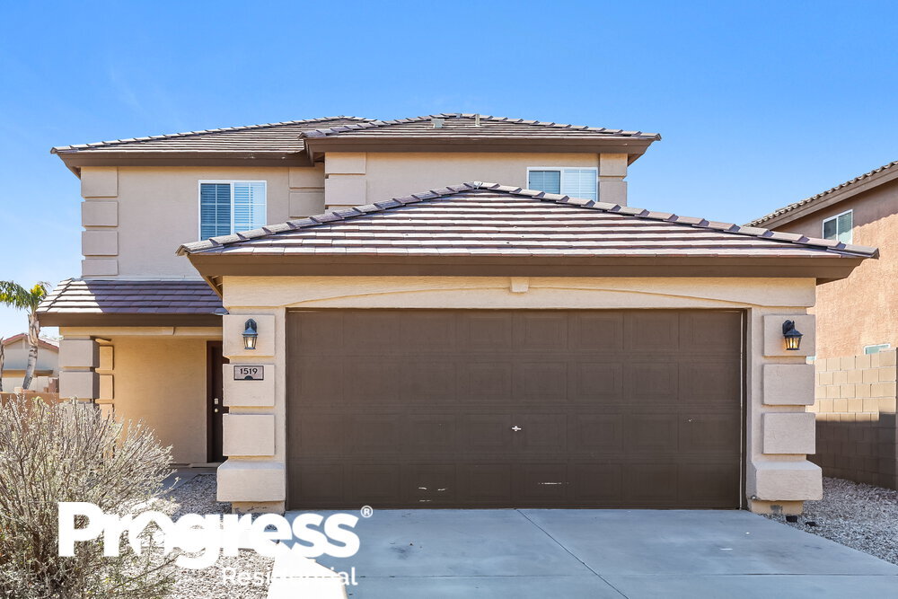 Foto principal - 1519 E Stirrup Ln