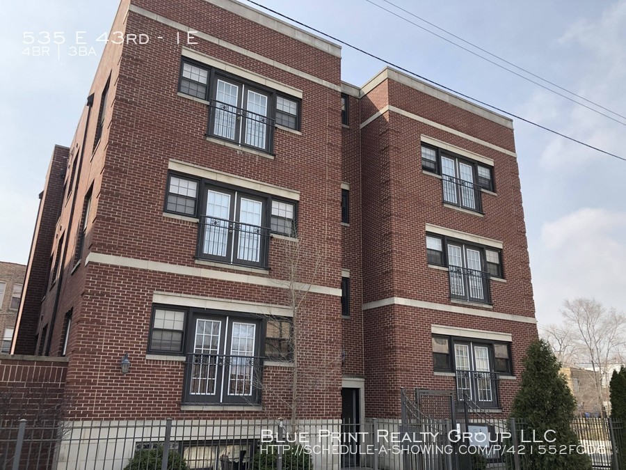 Primary Photo - AMAZING BRONZEVILLE DUPLEX