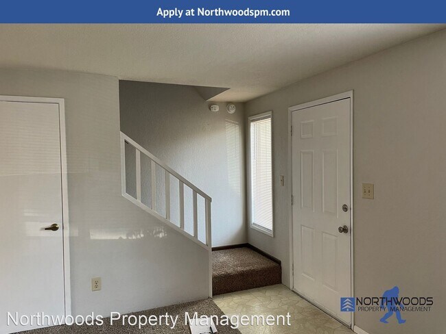 Building Photo - 2 br, 1.5 bath House - 1188 Morrow Rd Unit B