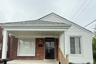 Building Photo - 18851 Klinger St