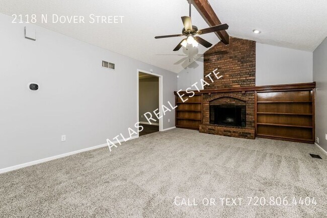 Building Photo - HOLIDAY SPECIAL! 6 WEEKS FREE RENT IF MOVE...