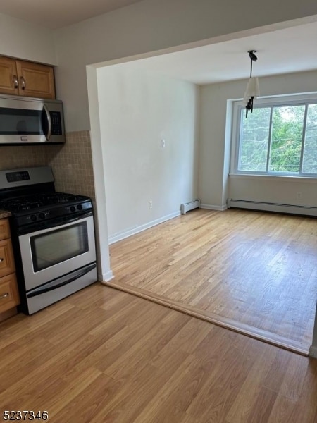 Foto del edificio - 10 Riverside Ave