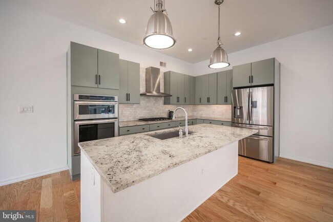 Foto del edificio - 444 Fairmount Ave