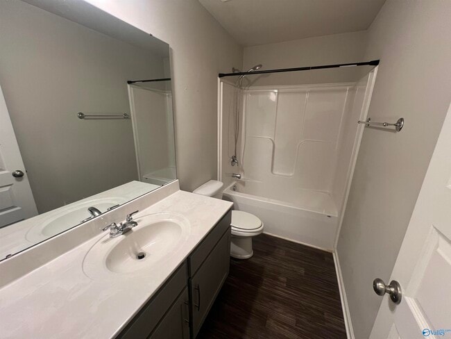 Foto del edificio - 603 Annabelle Ln NW