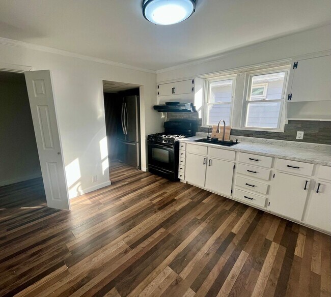 Foto del edificio - Updated one bedroom House in East Alton