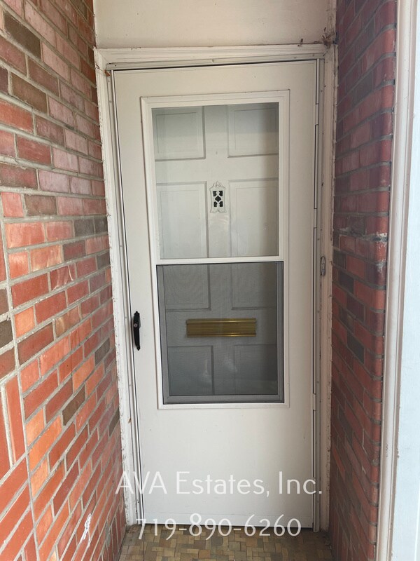 Foto del edificio - 318 W 21st St