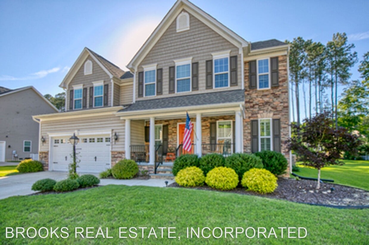 Primary Photo - 4 br, 2.5 bath House - 2703 Brownstone Circle