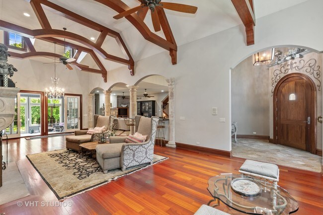 Foto del edificio - 15356 W Oak Spring Rd