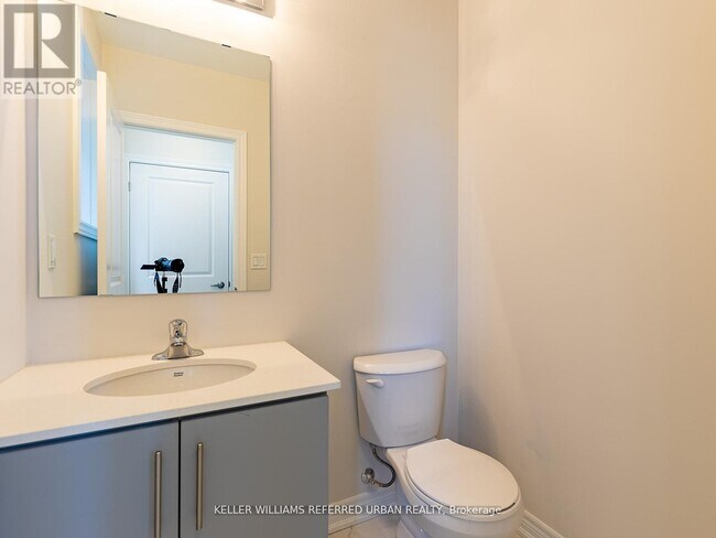 Photo du bâtiment - 1470 Davis Lp