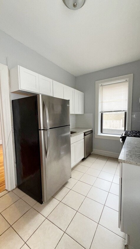 Primary Photo - The Sophia Tudor Apartments