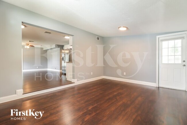 Foto del edificio - 4722 W Wyoming Ave