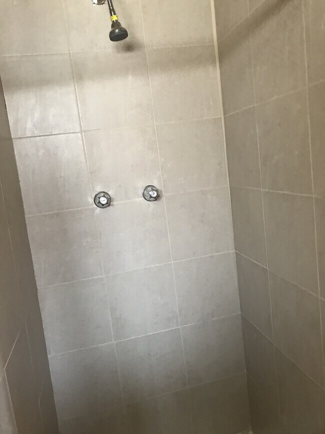 Foto del edificio - Phoenix 1 Bedroom Unit