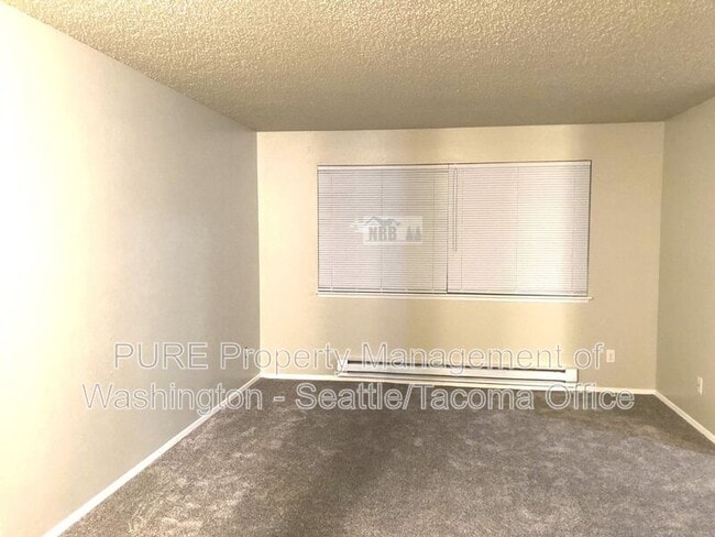 Building Photo - 1812 I St NE