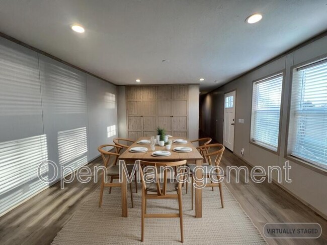 Foto del edificio - 1001 Gibraltor Ave