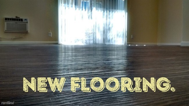 Foto del edificio - 8926 Orion Ave