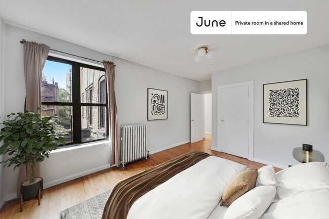Building Photo - Room in Shared 3 bed/1 bath home
