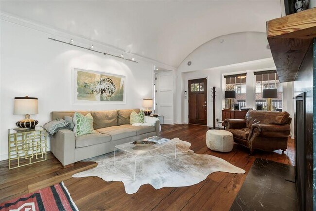 Foto del edificio - 212 Geneva St