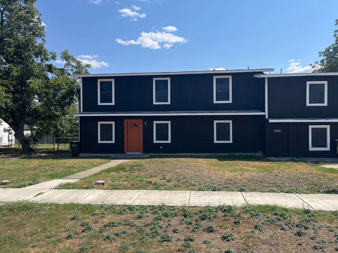 Two Bed/One Bath with Laundry Hook Ups - Two Bed/One Bath with Laundry Hook Ups
