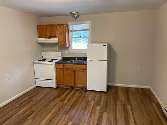 Building Photo - 9312 Lost Forest Dr