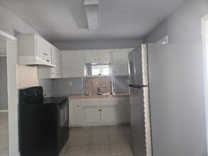 Building Photo - 4607 Cory Pl