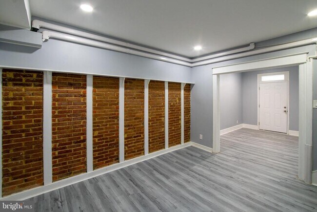 Foto del edificio - 187 Conarroe St
