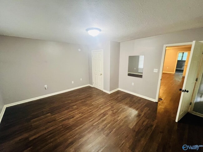 Building Photo - 3214 Clopton St SW