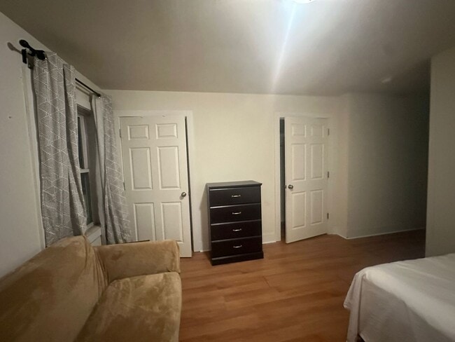 Photo - 4306 Wallace St Apartment