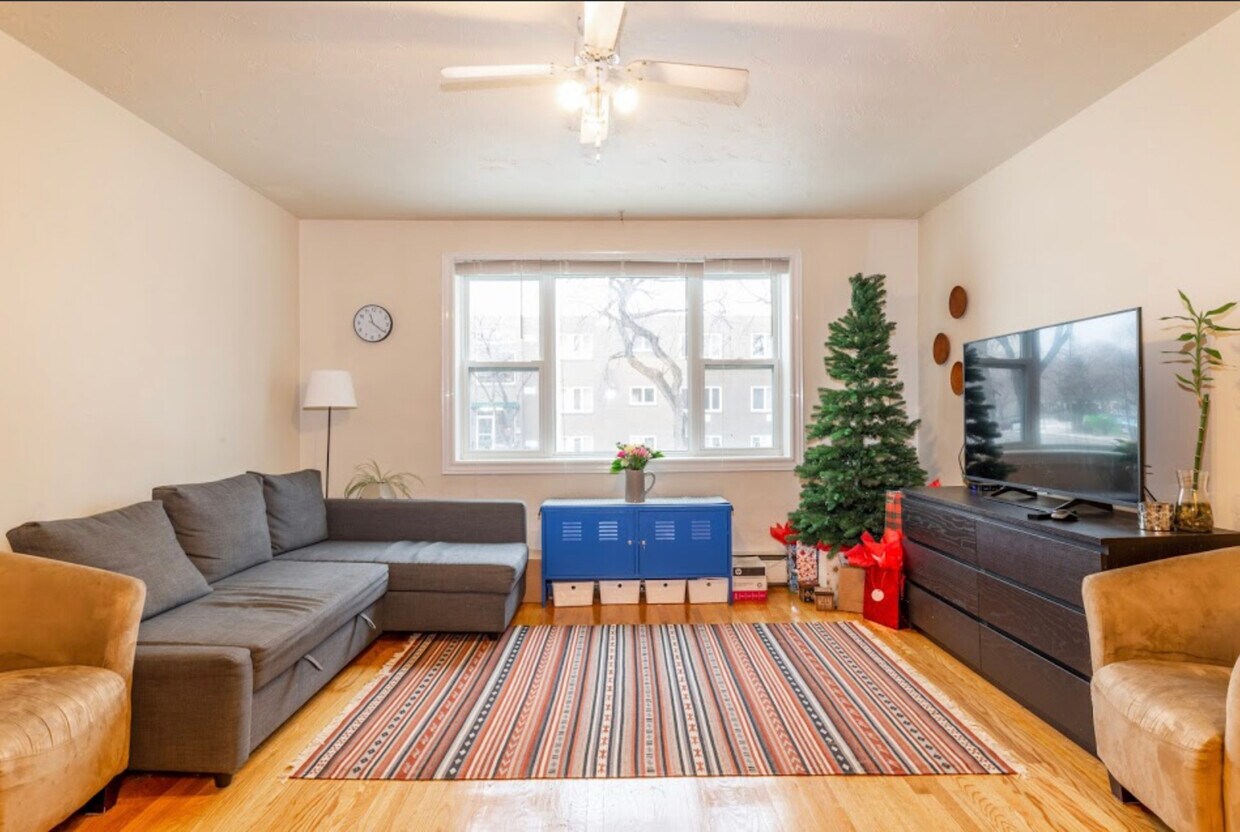 Photo du bâtiment - Maplewood Apartments