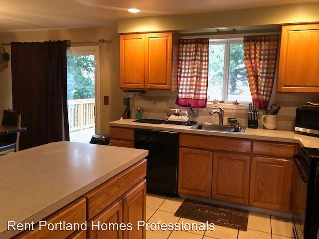 Building Photo - 4 br, 2 bath House - 1126 NE 176th Ave