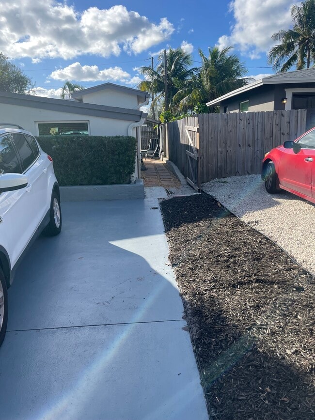 Building Photo - 200 Ipswich St