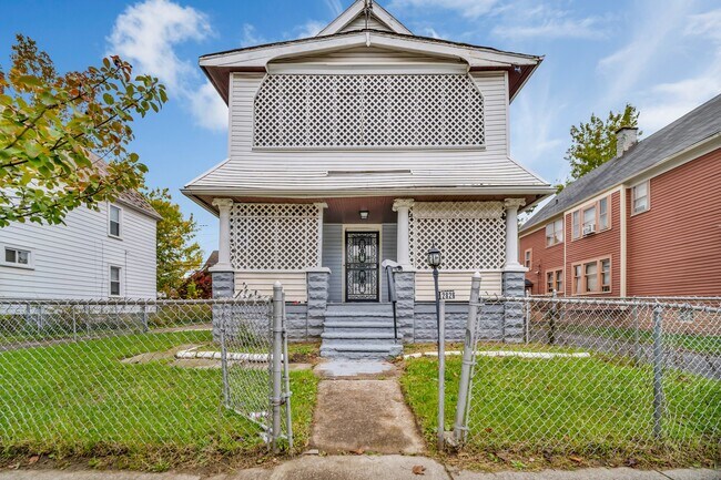 Foto del edificio - 2826 E 124th St