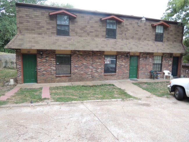 1012 Elk Run - 1012 Elk Run Dr