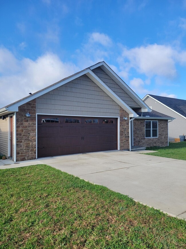 Building Photo - 2707 Cook Rd