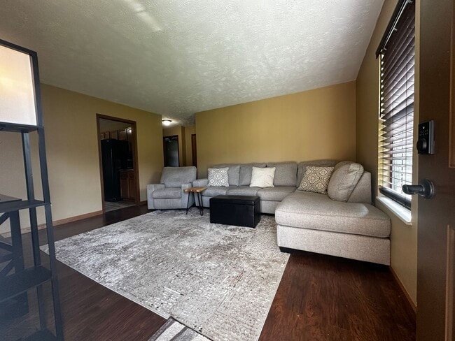 Foto del edificio - 5297 Stuffle Rd