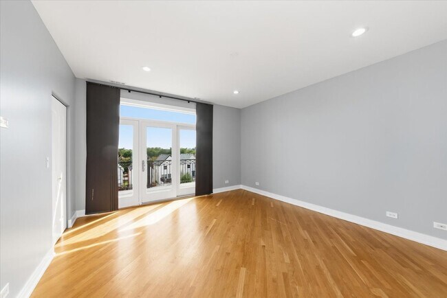 Foto del edificio - 6531 S Woodlawn Ave