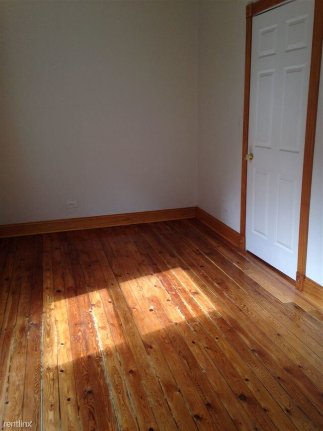 Foto del edificio - 1748 N Whipple St