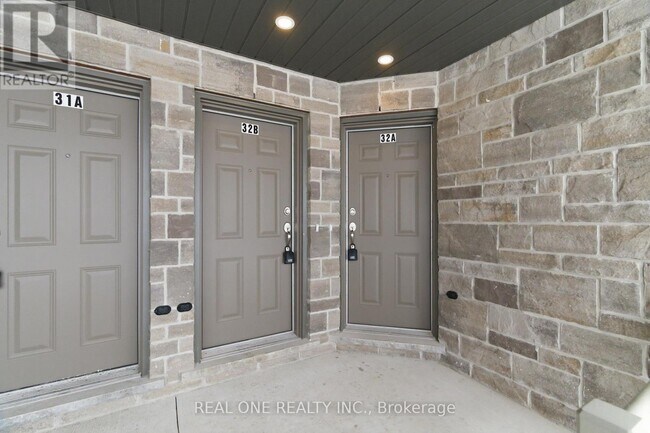 Building Photo - 85 Mullin Dr