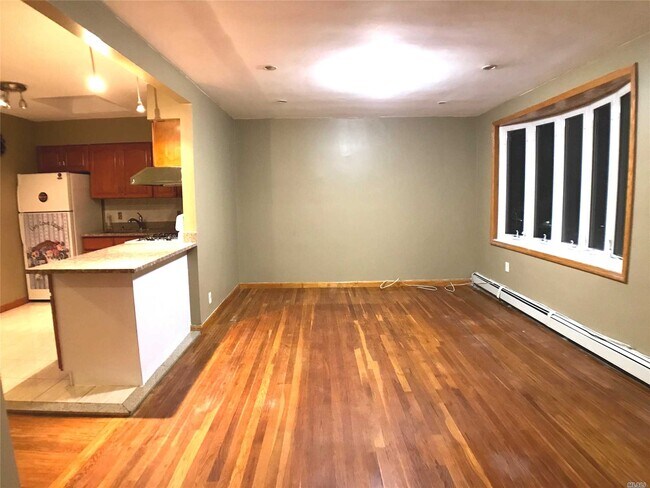 Foto del edificio - 2274 E 14th St