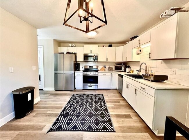 Foto del edificio - Charming 3BR House in Bunnell