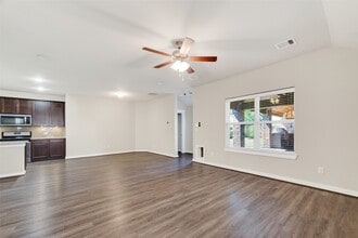 Building Photo - 12322 Sabine Point Dr