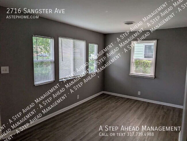 Photo - 2716 Sangster Ave House