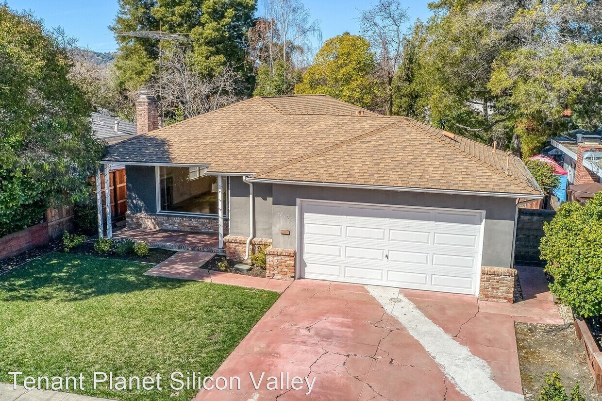 Foto principal - 3 br, 1.5 bath House - 1810 Jefferson Avenue