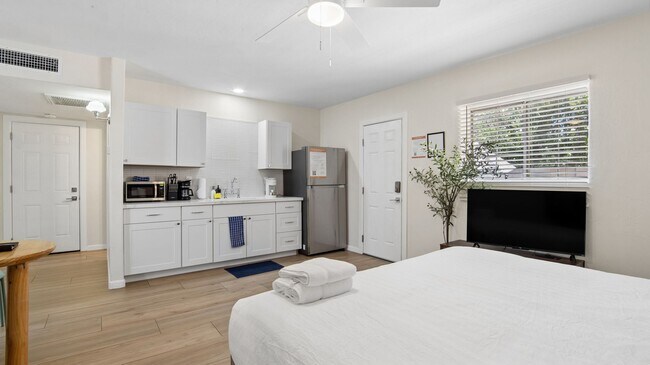 Foto del edificio - 2929 N 55th Pl