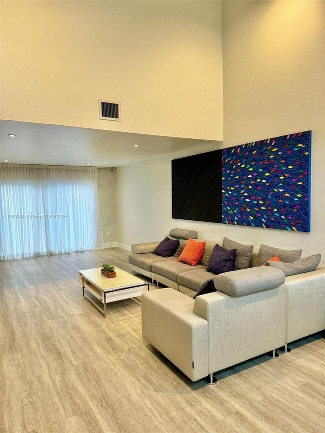 Foto del edificio - 8224 SW 163rd Ct