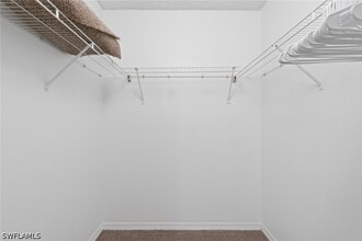 Building Photo - 8940 Colonnades Ct E