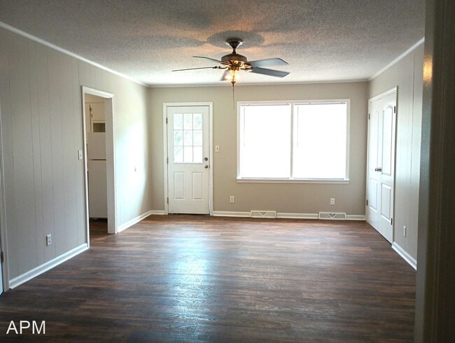 Foto del edificio - 4 br, 3 bath House - 1002 15th Ave SW