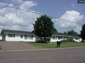 Building Photo - 611 Dutchman Dr