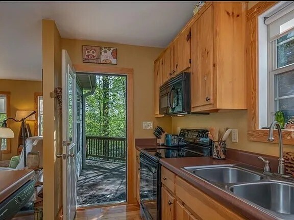 Foto del edificio - 50 Glen Echo Cir