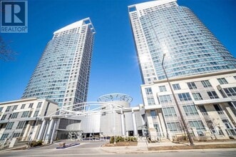 Building Photo - 36 Lee Centre Dr