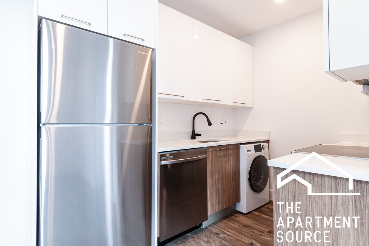 Foto principal - 941 W Carmen Ave